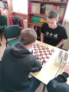 IMG_20161115_123520-225x300.jpg 5