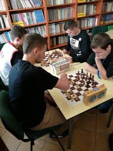 IMG_20161115_123520-225x300.jpg 5