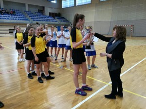 IMG_20170214_111137-300x225.jpg 5