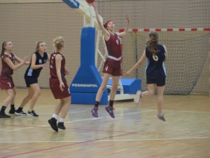 17358842_1044879192323798_5504092483588922726_o-300x225.jpg 9