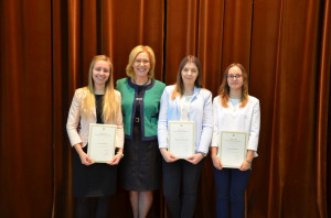 DSC_07371-300x198.jpg 4