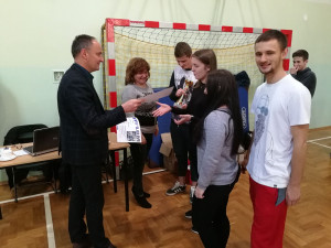 IMG-20171120-WA0014-300x225.jpg 4