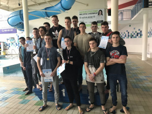 27021607_1263874150424300_7706222101409042008_o-300x225.jpg 9