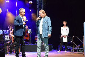 DSC_0674-300x200.jpg 17