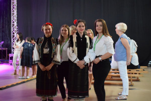 DSC_0674-300x200.jpg 17