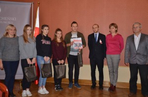 46441735_1938004682915370_5812354751773278208_o-300x203.jpg 10