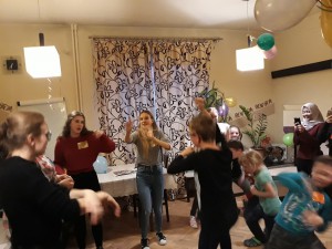 20190213_1536452-300x224.jpg 5