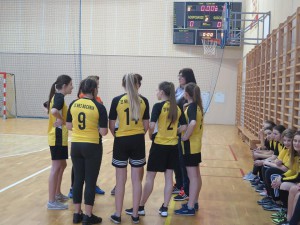 51116803_1572841719527540_4670810349245562880_n1-300x225.jpg 5