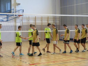 53006826_1594601080684937_4411776894484086784_n-300x225.jpg 5