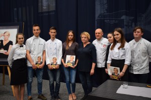 DSC_0297-300x200.jpg 9