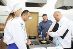 IMG_6071-300x200.jpg 7