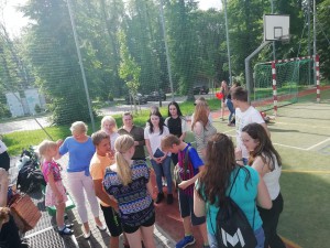 received_311098393112799-300x225.jpeg 11