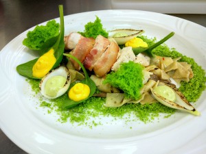 Talerz pysznego jedzenia przygotowany przez szefa