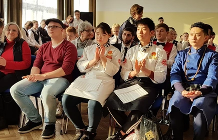 Wyr&oacute;żnienie dla Macieja Kurka na konkursie kulinarnym 7