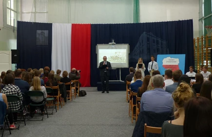 Trendy żywieniowe w 100-leciu Niepodległej Polski - XX Sesja Ekologiczna 16