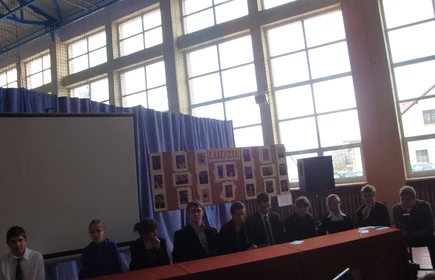 Konkurs ,,W świecie Lalki Bolesława Prusa&rdquo; w I Liceum Og&oacute;lnokształcącym 7