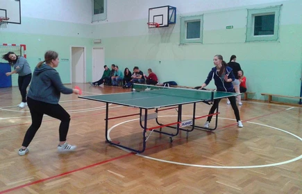 Szkolne zawody w tenisie stołowym 7