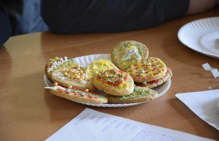 Wolontariusze przybliżają wiosnę dzieciom z Domu Dziecka 4