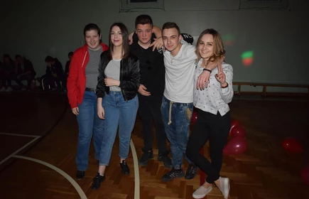 Walentynkowy zawr&oacute;t głowy 19