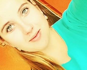 Emilia Szelegieniec z klasy 2 Tea - kolejna stypendystka Ekonomika odpowiada na nasz zestaw pytań 1
