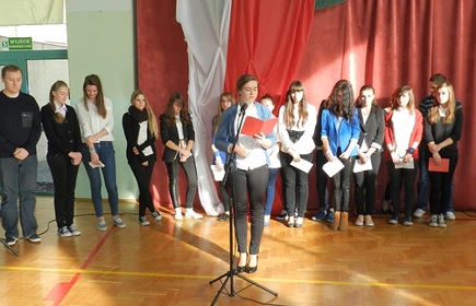 Szkolny Konkurs ,,Pieśni patriotycznej&rdquo;  8