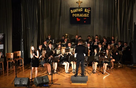 ,,Bawiąc się, pomagamy &rdquo;&hellip; 5