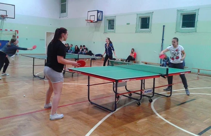Szkolne zawody w tenisie stołowym 8