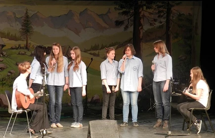 Na Tischnerowską nutę&hellip;  Spotkania muzyczno- teatralne z Księdzem Tischnerem na PWST w Krakowie 25