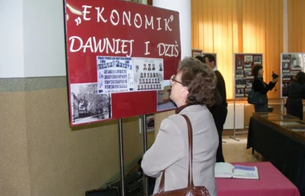 70 lat "Ekonomika"  11