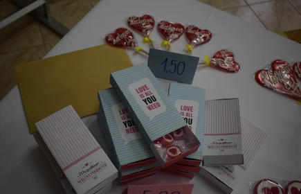 Walentynkowy zawr&oacute;t głowy 12