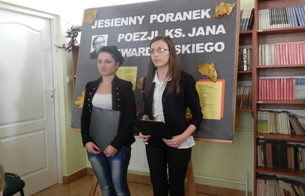 "Jesienny Poranek Poetycki&rdquo;  5