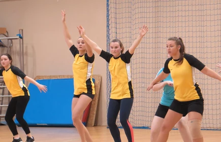 Zawody Powiatowe w Piłce Ręcznej 9