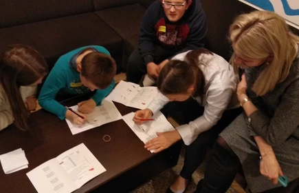 Lekcja patriotyzmu w bocheńskim Domu Dziecka 10