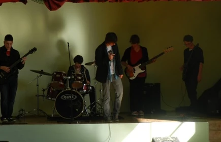 IX KONCERT "BAWIĄC SIĘ POMAGASZ" 34