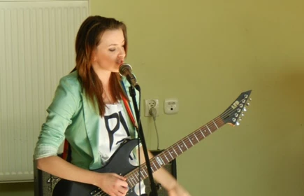 IX KONCERT "BAWIĄC SIĘ POMAGASZ" 25