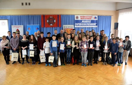 II miejsce na Turnieju Wiedzy Pożarniczej 7