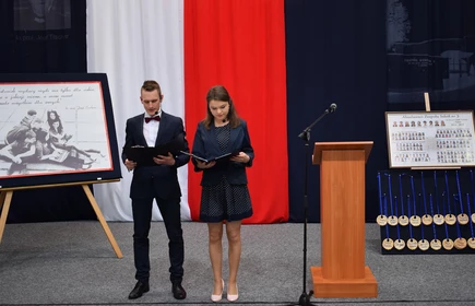 &bdquo;Tyle razem dr&oacute;g przebytych, tyle ścieżek przedeptanych&hellip;&rdquo; 12