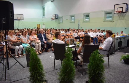 Karol Okrasa w Ekonomiku. 10