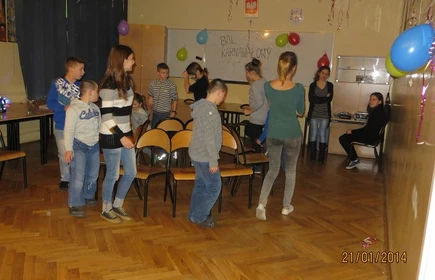 &bdquo;&hellip;a karnawał wciąż trwa&rdquo; 12