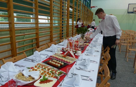 Trendy żywieniowe w 100-leciu Niepodległej Polski - XX Sesja Ekologiczna 13