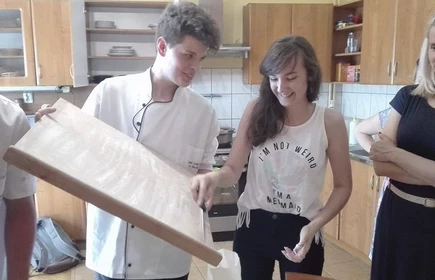 Wolontariusze w bocheńskim Domu Dziecka 5