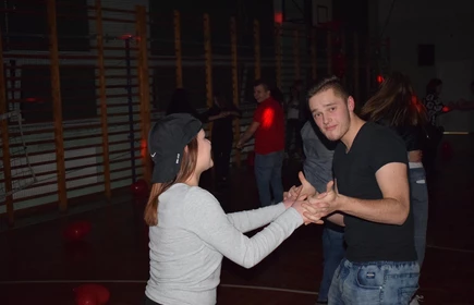 Walentynkowy zawr&oacute;t głowy 21