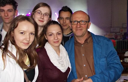 Nasi wolontariusze w  "Integracji malowanej dźwiękiem" 10
